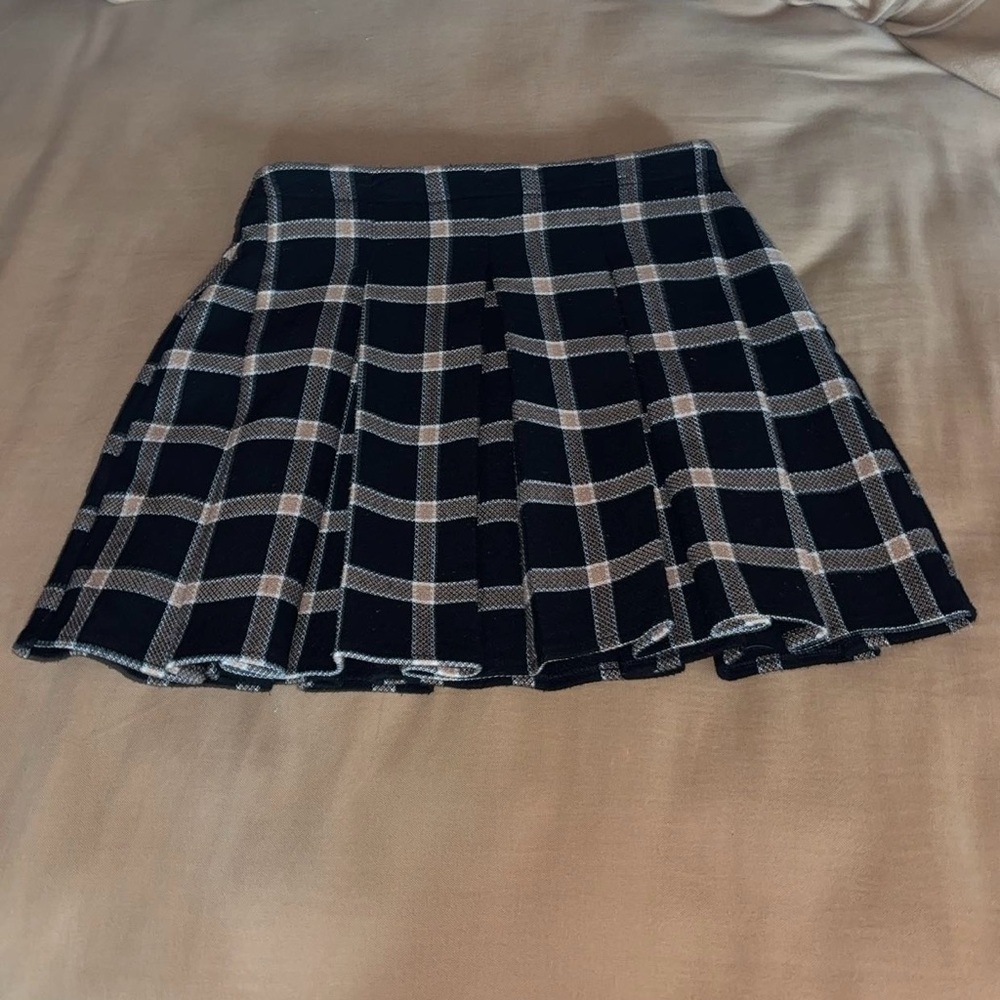 black and brown tennis skirt